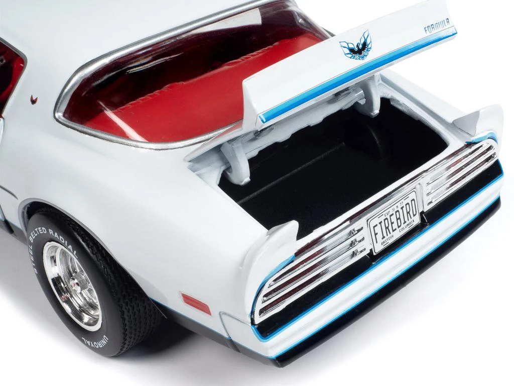 Autoworld 1977 Pontiac Firebird Formula Cameo White with Red Interior "American Muscle" Series 1/18 Diecast Model Car by Auto World 4