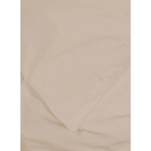 Au Printemps Paris Duvet cover