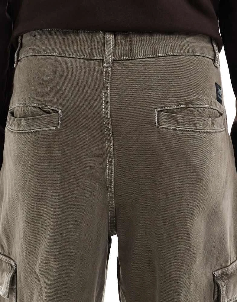 Pull&Bear Pull&Bear contrast stitch wide leg cargo in brown 3
