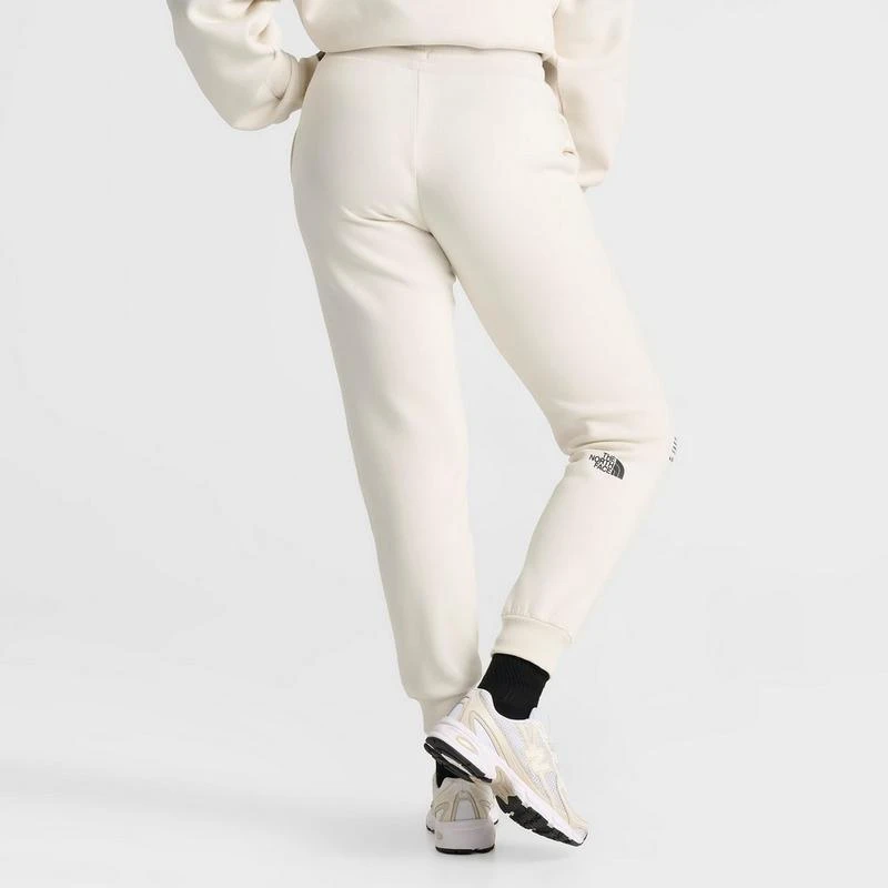 The North Face Women
s The North Face Location Graphic Jogger Pants 4