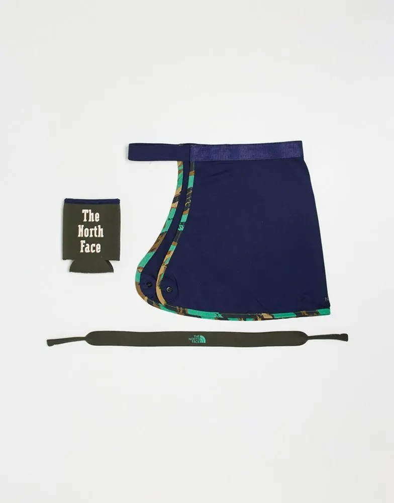 The North Face The North Face Class V party pack with sunshield and drinks cooler in navy and camo