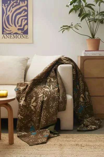 Urban Outfitters Phillipa Silky Quilt 2