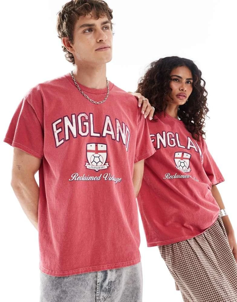Reclaimed Vintage Reclaimed Vintage unisex oversized t-shirt with England print in red 1