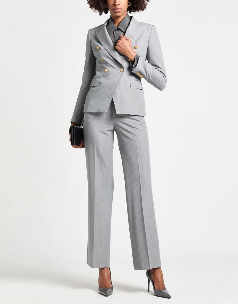 TAGLIATORE 02-05 Suits
Sets 2