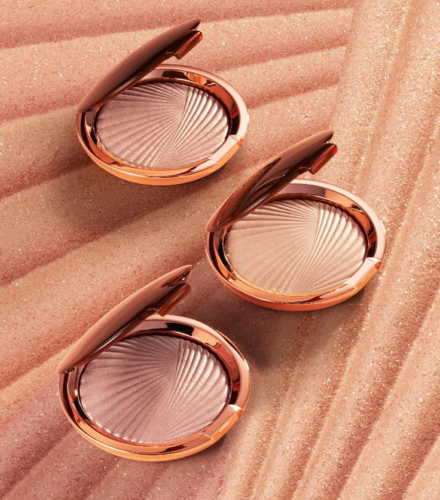 Estée Lauder Bronze Goddess Highlighting Powder Gelée 4