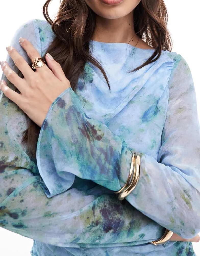 ASOS ASOS DESIGN ruched sleeve maxi dress in blue marble print 2