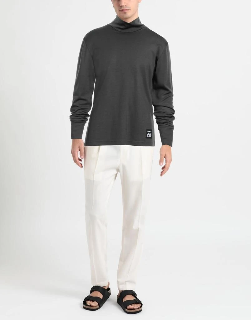 PHIPPS Basic T-shirt 2