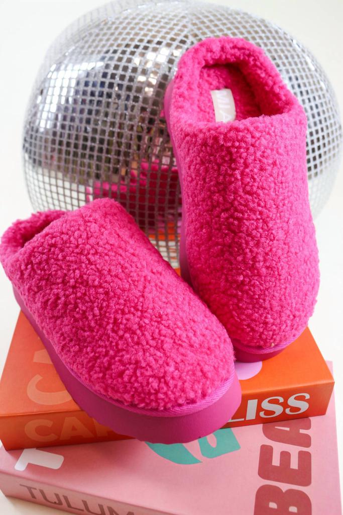 MIA Mia - Women's Icee Sherpa House Slippers