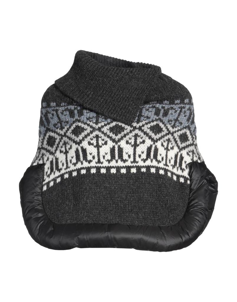 MOORER Cape