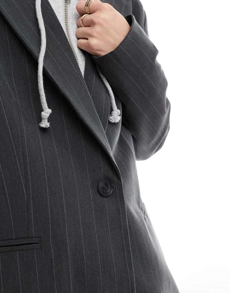 ASOS ASOS DESIGN tailored relaxed blazer in charcoal stripe 3