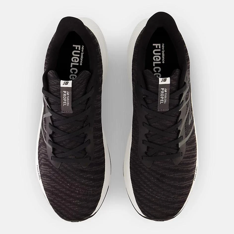 New Balance FuelCell Propel v4 4
