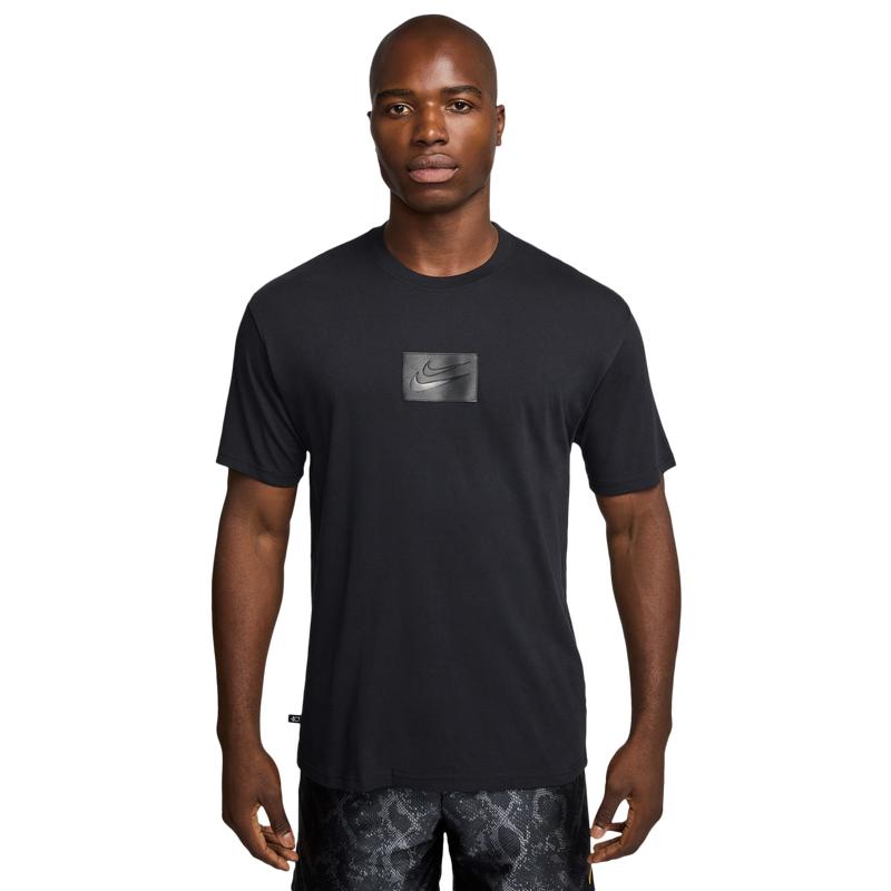tee shirt nike foot locker