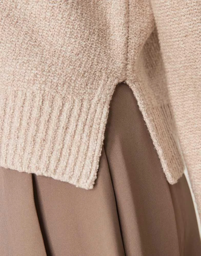 Abercrombie & Fitch Abercrombie & Fitch knitted jumper in taupe 3