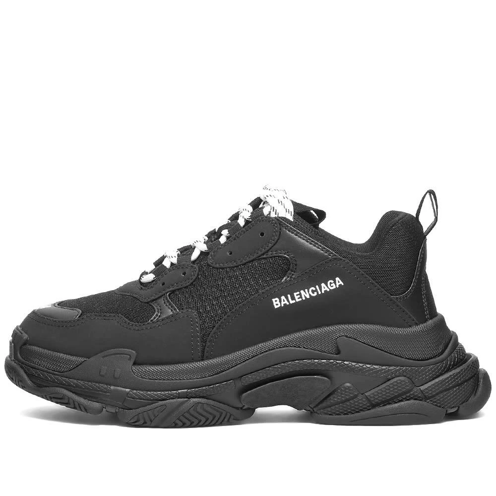 Balenciaga Balenciaga Triple S Sneaker 2