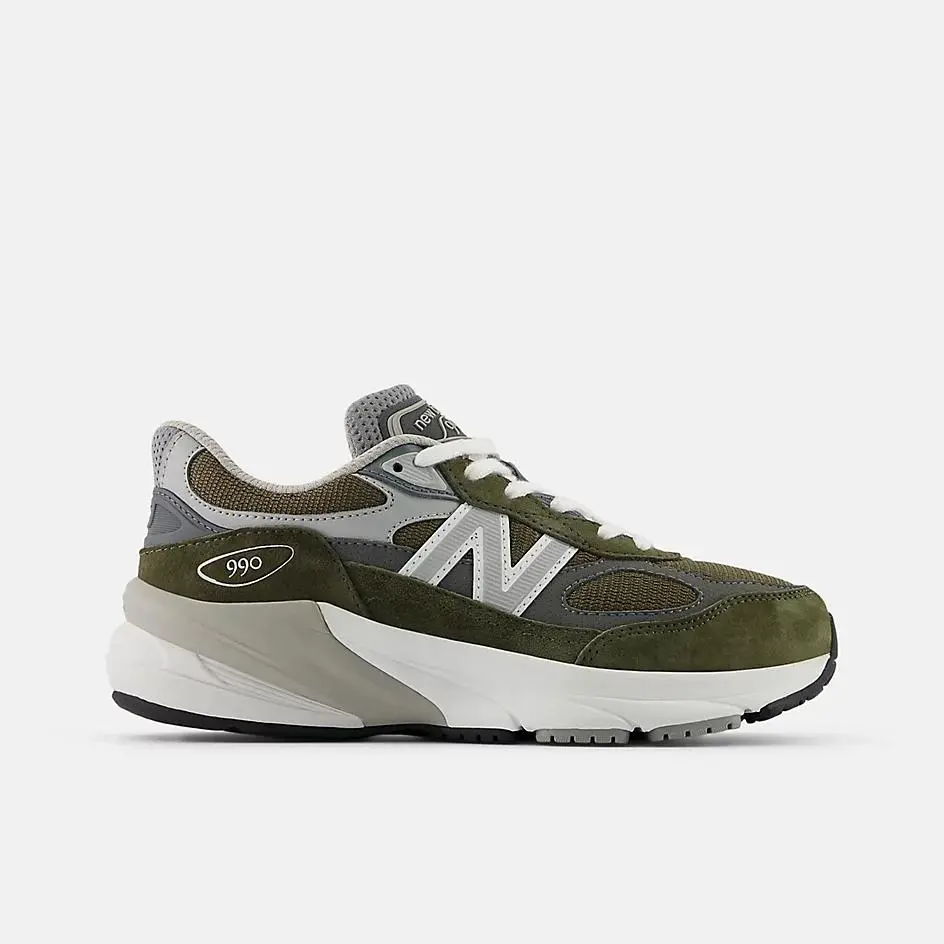 New Balance 990v6