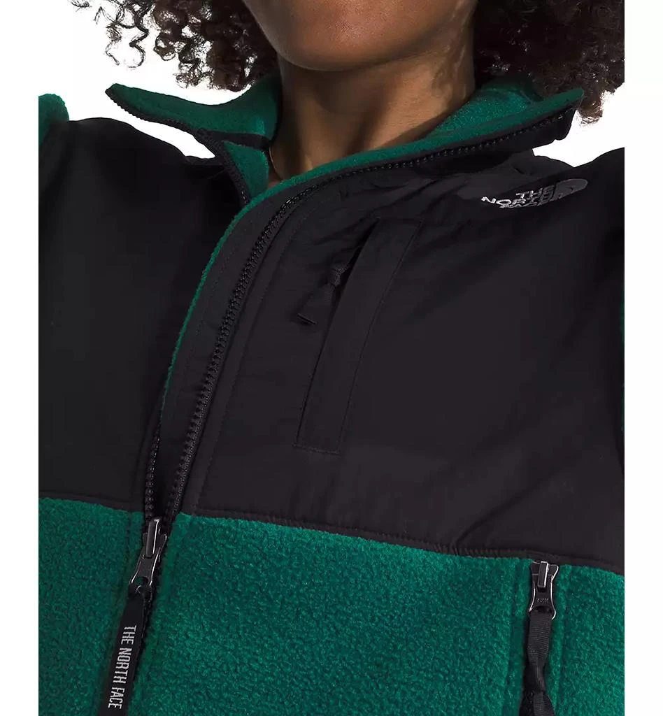 The North Face Women's Retro Denali Jacket 2