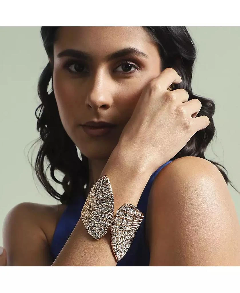 SOHI Crystal Fan Cuff Bracelet 2