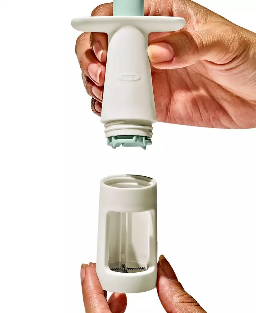 OXO Tot Grape Cutter 3