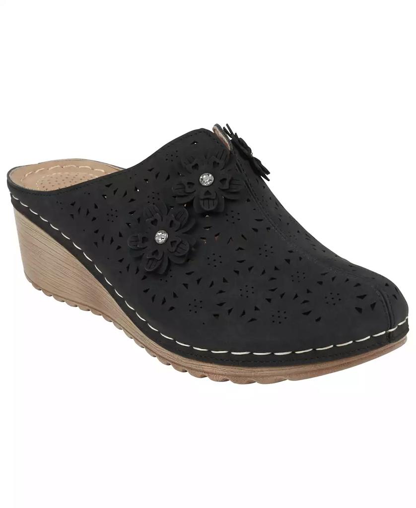 GC Shoes Women's Krista Perforated Flower Wedge Mules