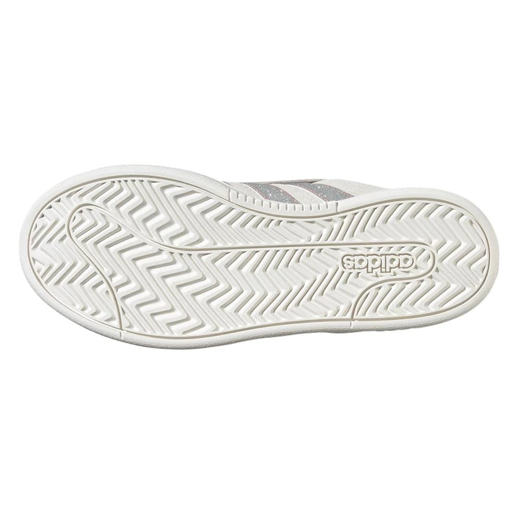 Grand Court Alpha 00s Lace Up Sneakers