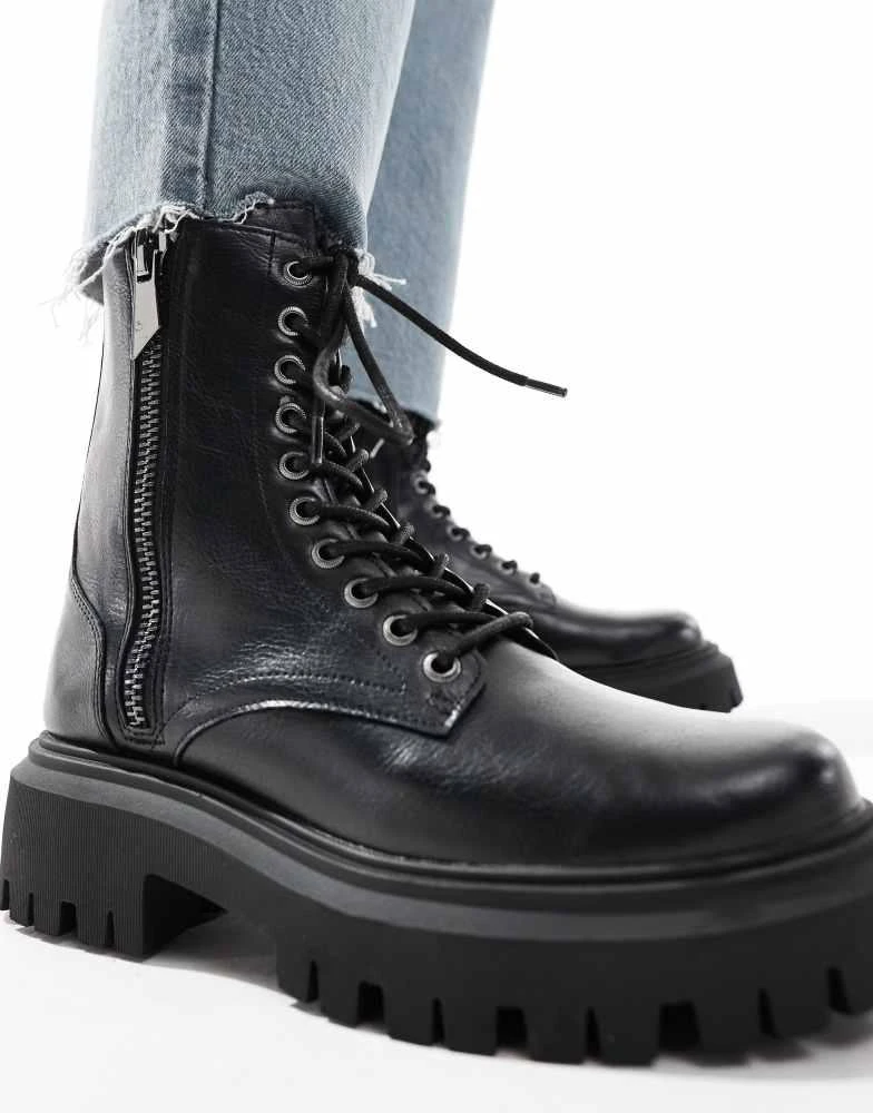 Stradivarius Stradivarius zip up ankle boot in black 4