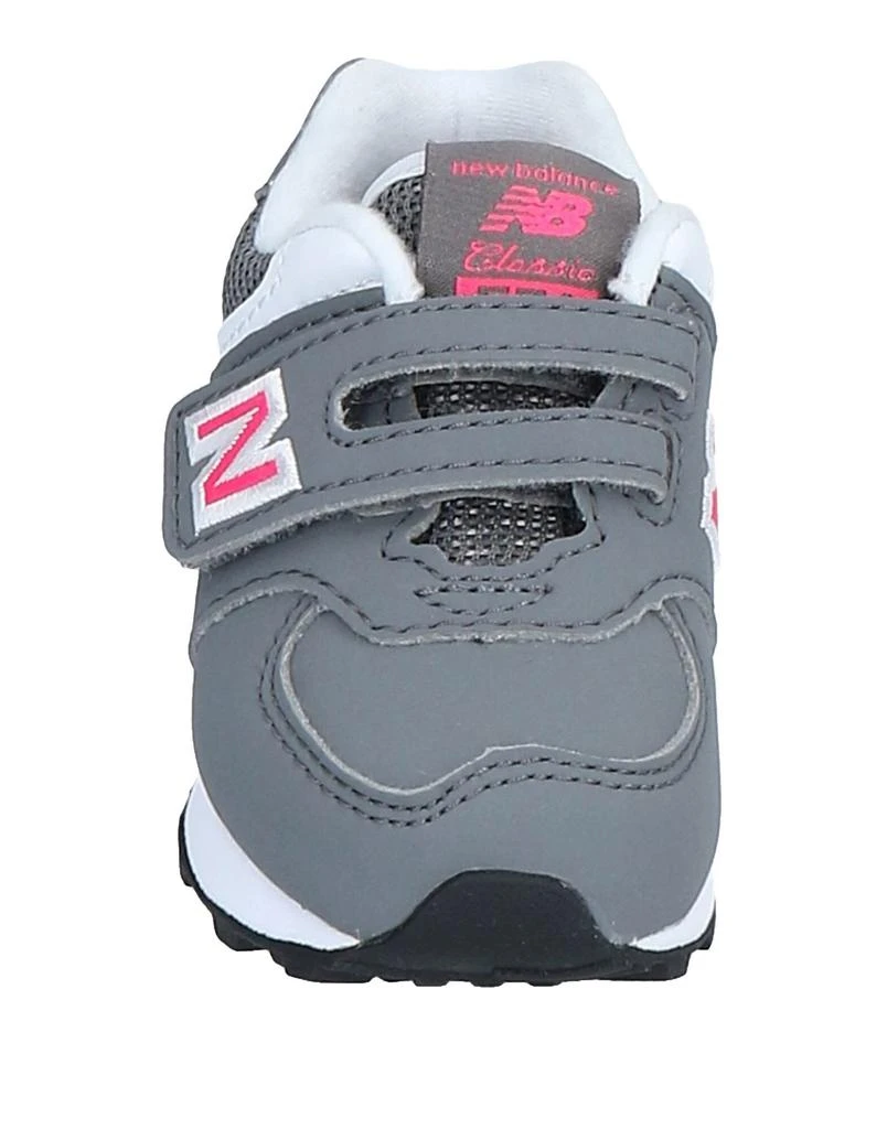 New Balance Sneakers 4