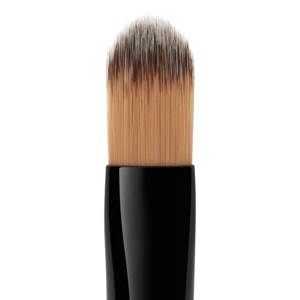Illamasqua Illamasqua Flat Concealer Brush 2