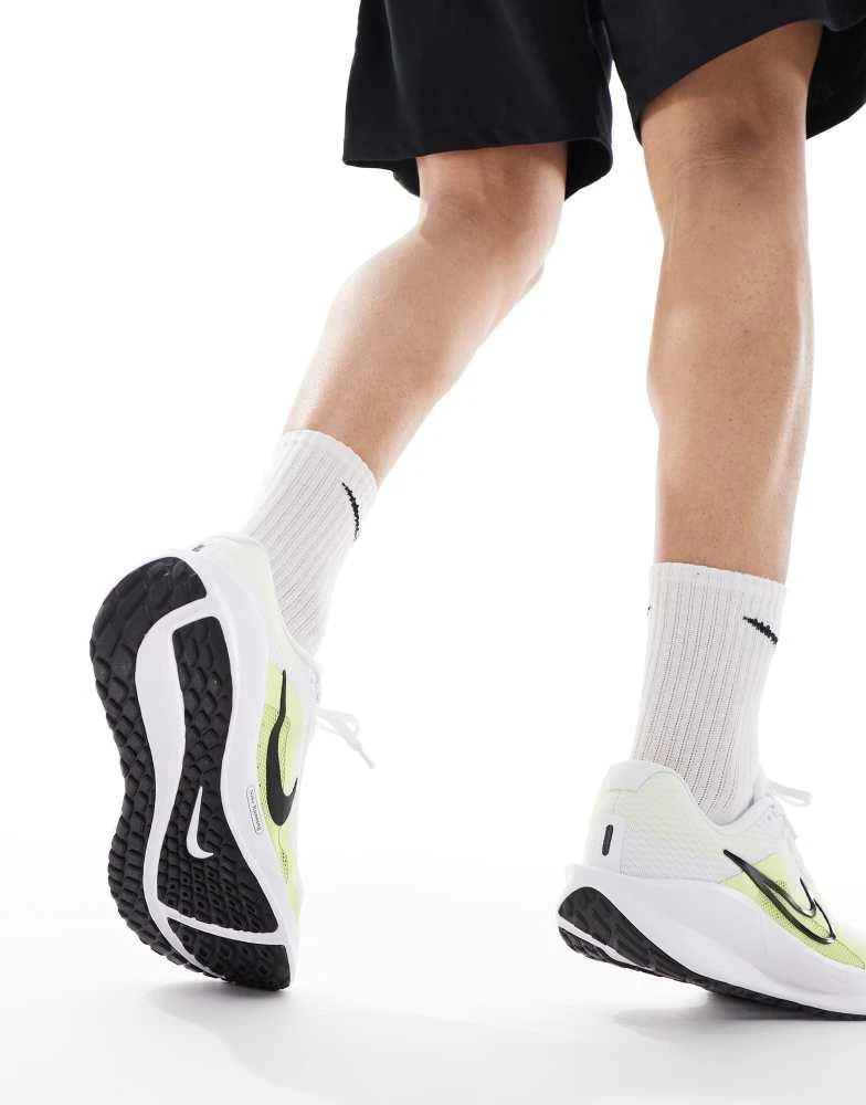 NIKE Nike Running Downshifter 13 trainers in white and yellow 4