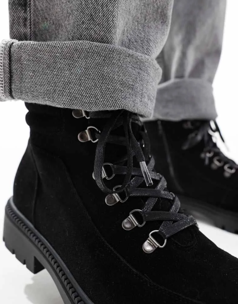 ASOS ASOS DESIGN lace up hiker boots in black 3