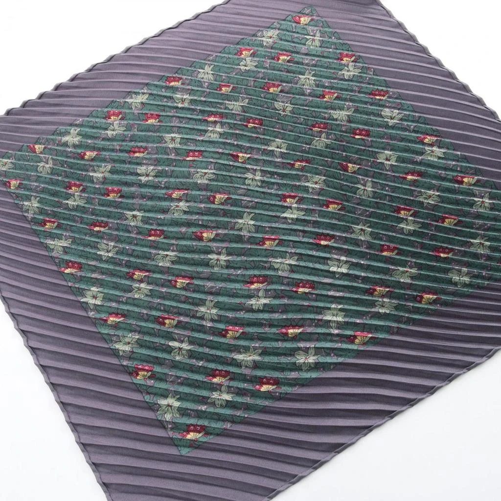 Hermes Silk Scarf (Pre-Owned)