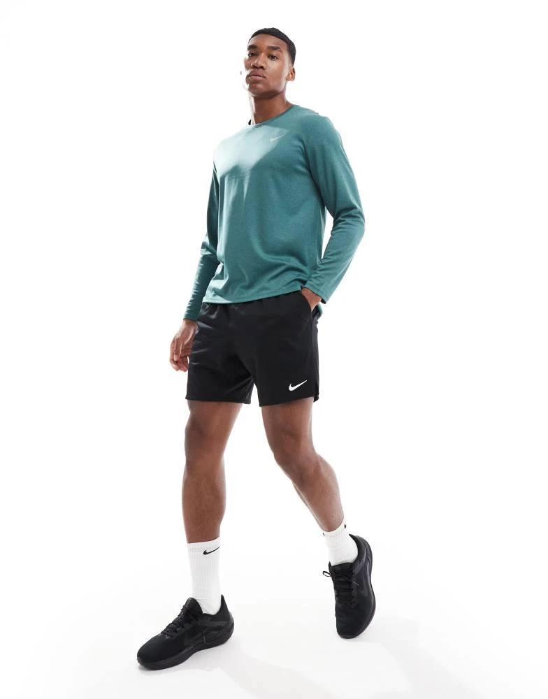 NIKE Nike Running Miler longsleeve t-shirt in dark green 2