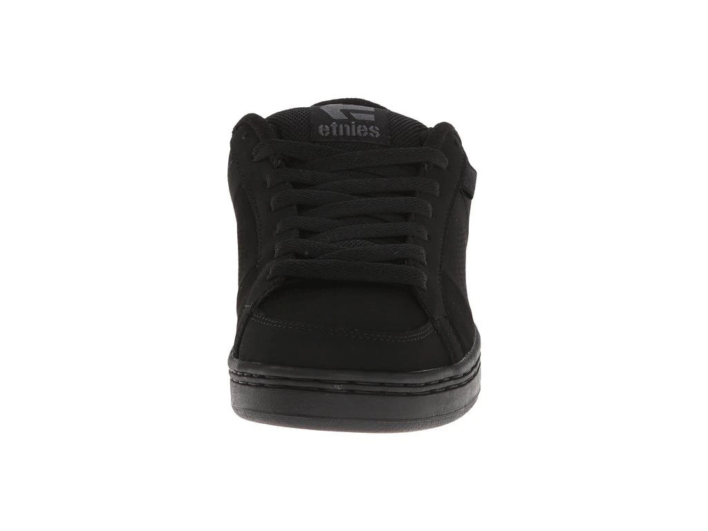 etnies Kingpin 7