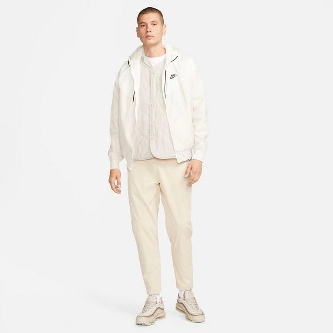 NIKE Men's Nike Club Woven Tapered Pants 3