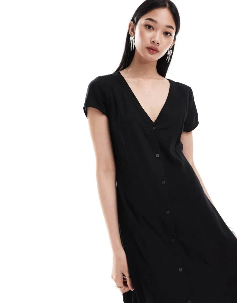 Monki Monki short sleeve button front midi dress in black 3
