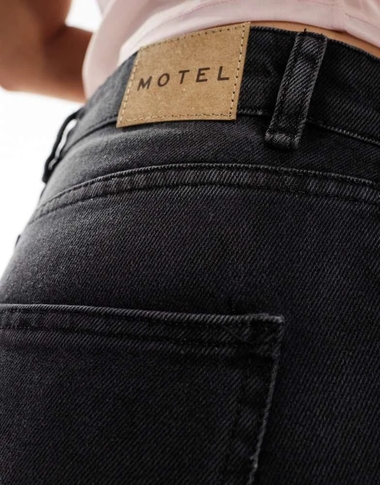 Motel Motel low rise parallel leg jeans in washed black grey 5
