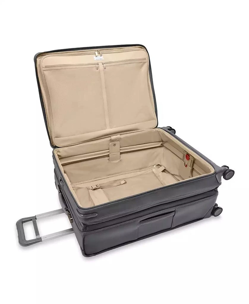 Briggs & Riley Baseline Large Expandable Spinner 13