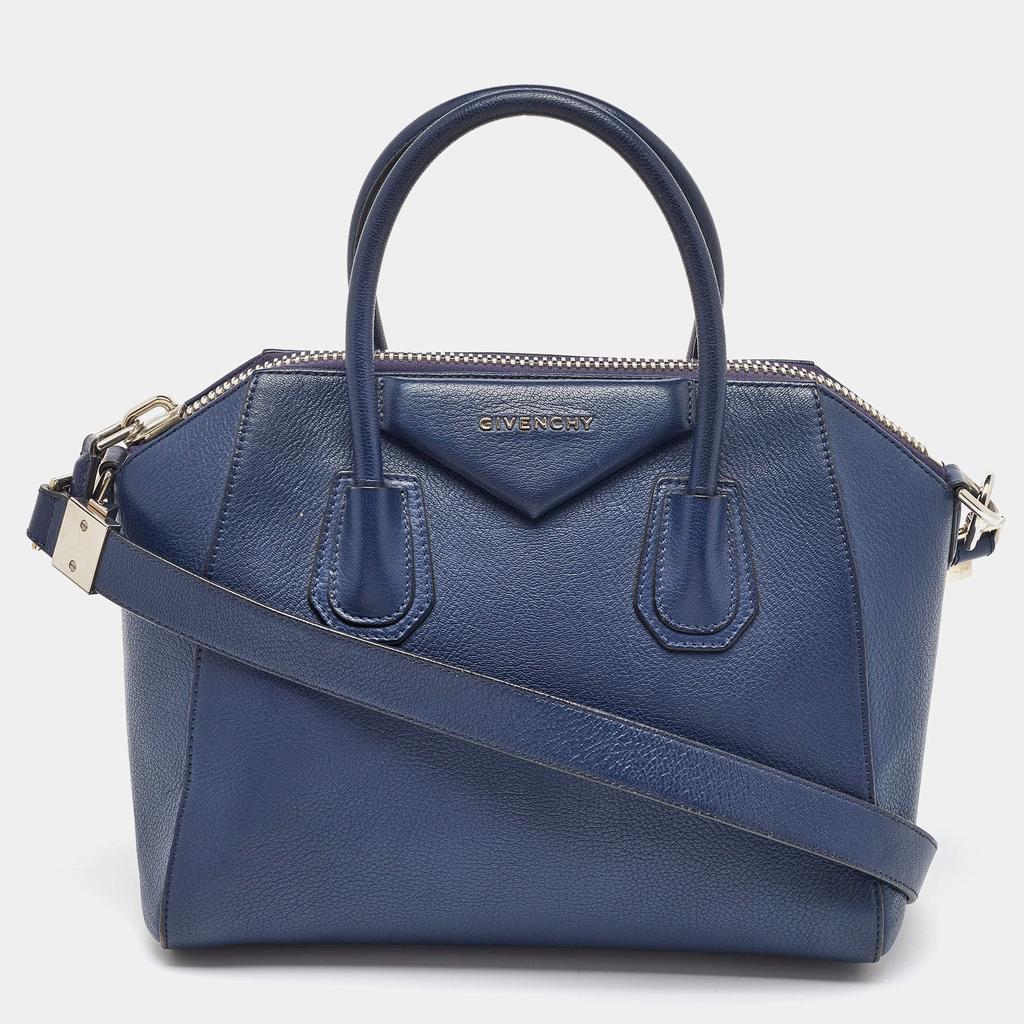 Givenchy Antigona Toy Lock bag in washed denim - Tote Bags