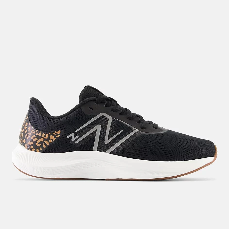 New Balance DynaSoft Pro Run v2 1