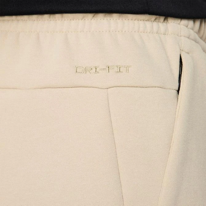 NIKE Men's Nike Primary Dri-FIT UV Unlined 7" Versatile Shorts 9