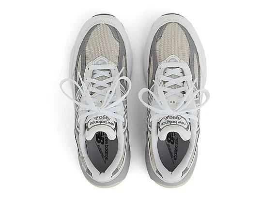New Balance Made in USA 990v6 3