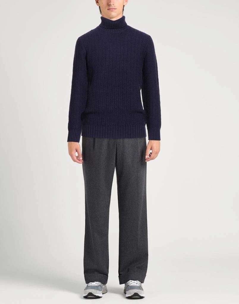 Circolo 1901 Turtleneck 2