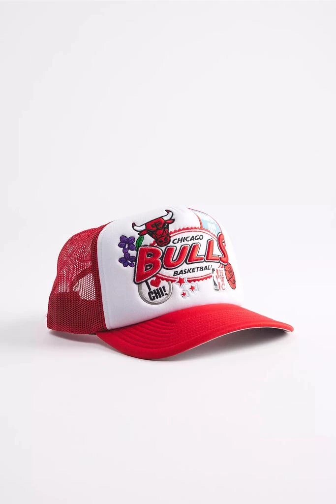 Mitchell & Ness Mitchell & Ness NBA Chicago Bulls Patch Trucker Hat 2