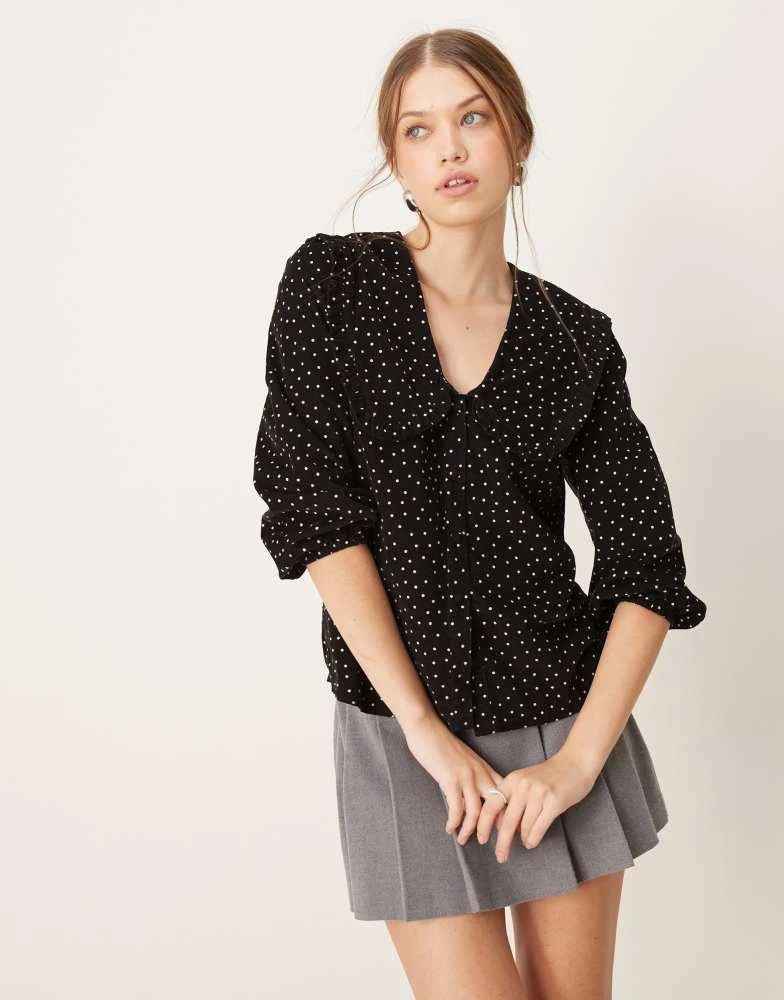 Nobody's Child Nobody's Child Emmie cord blouse with collar in black spot print 4