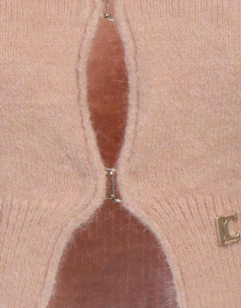 Low Classic Cardigan 4