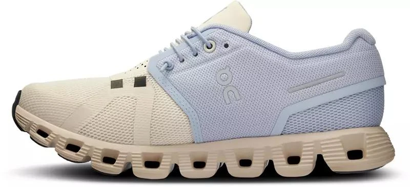 On On Women's Cloud 5 Shoes 3