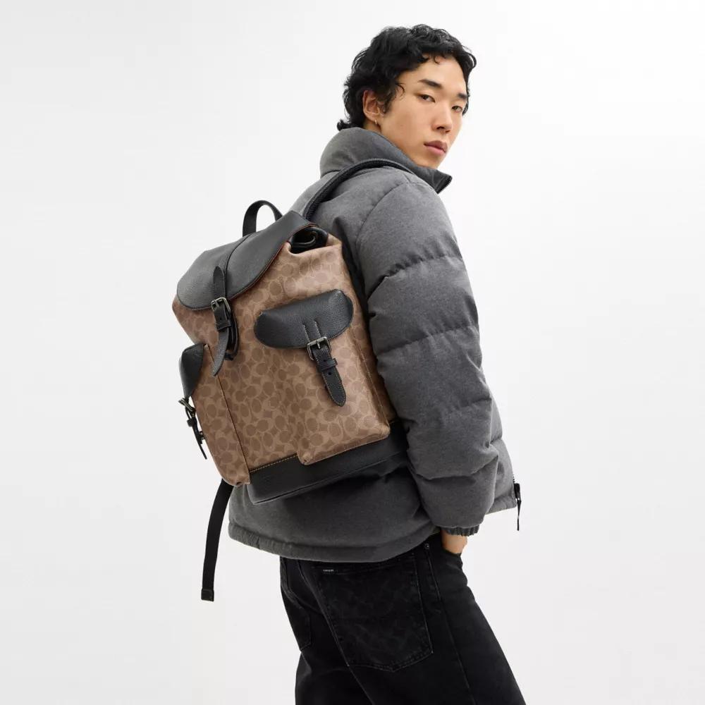Coach Warner Backpack In Signature Canvas