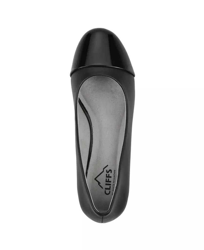 White Mountain Women's Bolivia Cap Toe Wedge Pumps 4