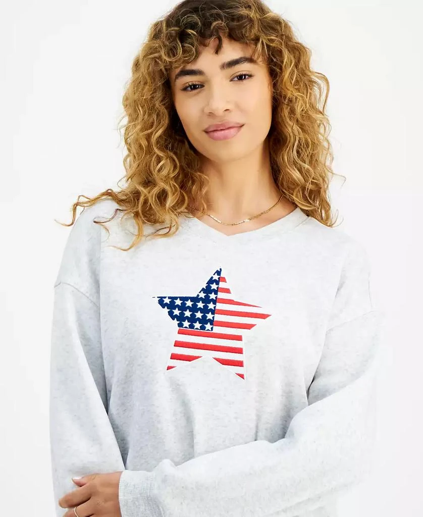 Ultra Flirt Juniors' Oversized V-Neck Star Flag Graphic Sweatshirt 1