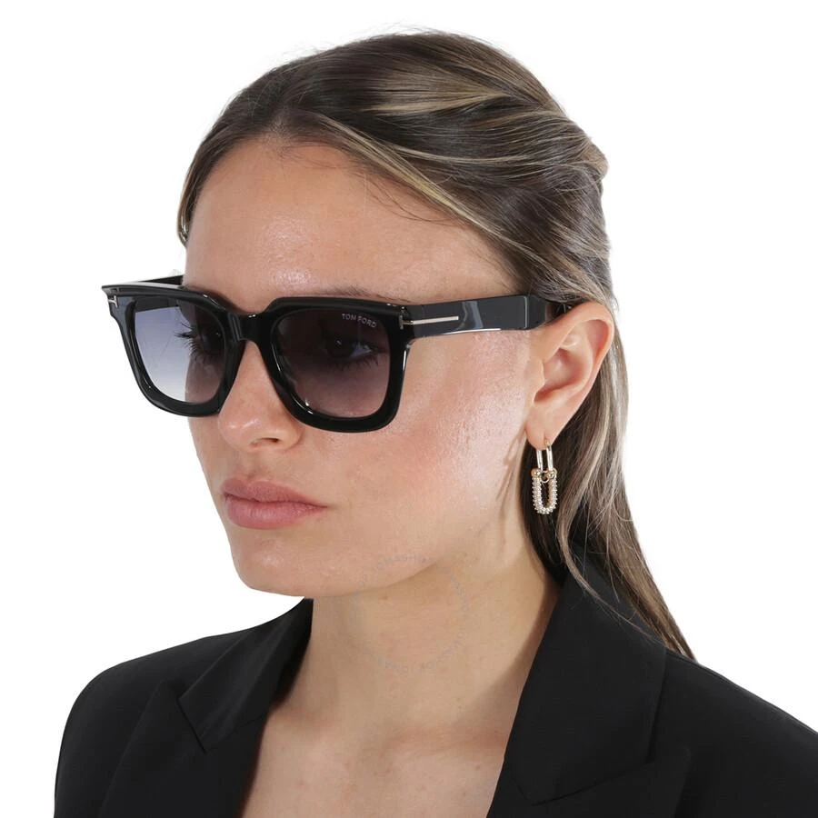 Authentic Tom Ford Gradient Smoke Sunglasses Tom Ford FT0940 01B Black/Gradient Smoke 56-20-140  main image 3