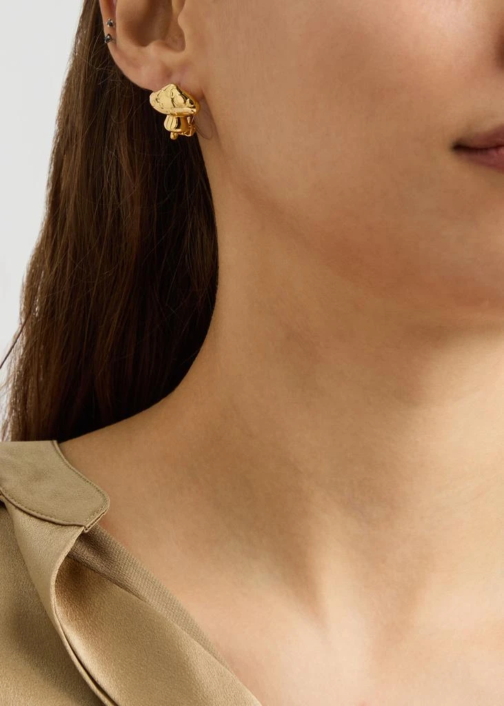 Timeless Pearly Mismatch 24kt gold-plated mushroom hoop earrings 3